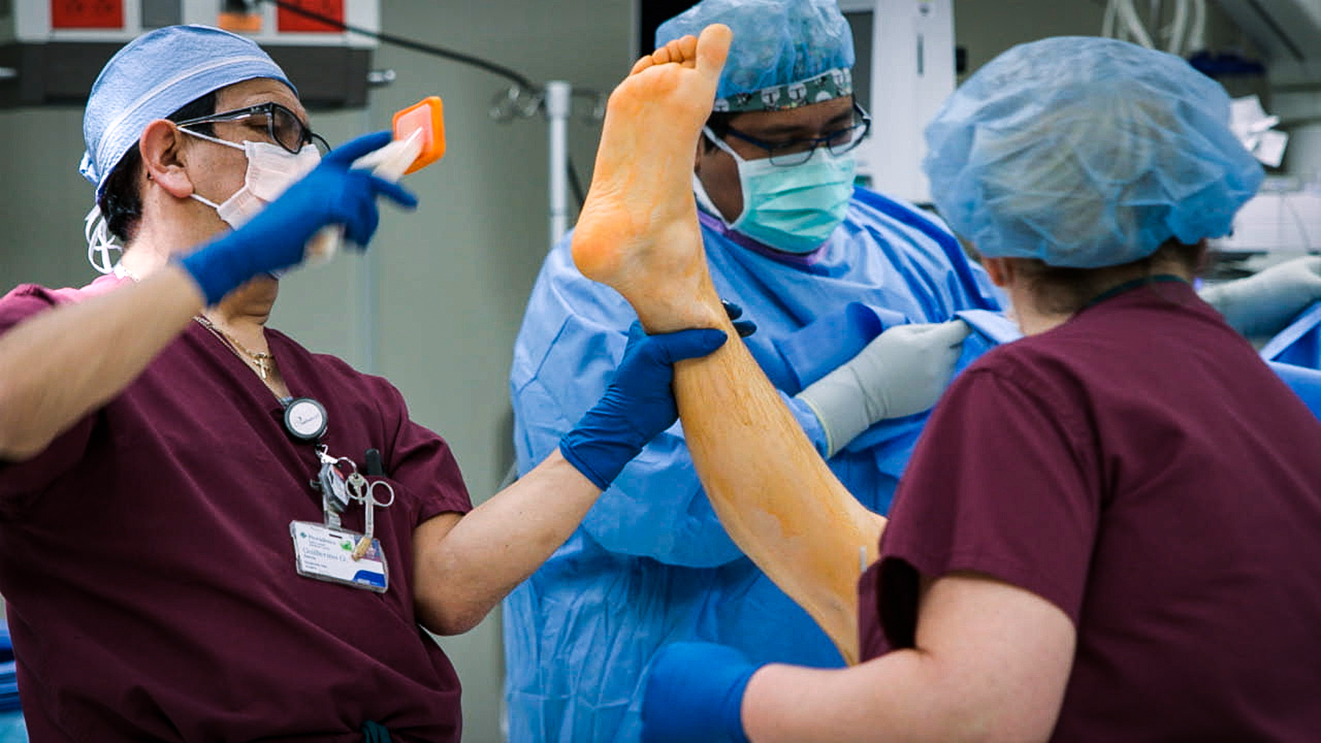 According to physicians, leg-lengthening surgery is becoming more and more common among males who want to be taller.